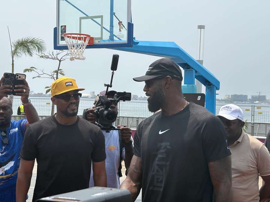 LeBron James is cheering on his E1 Series team in Luanda LeBron James is cheering on his E1 Series team in Luanda