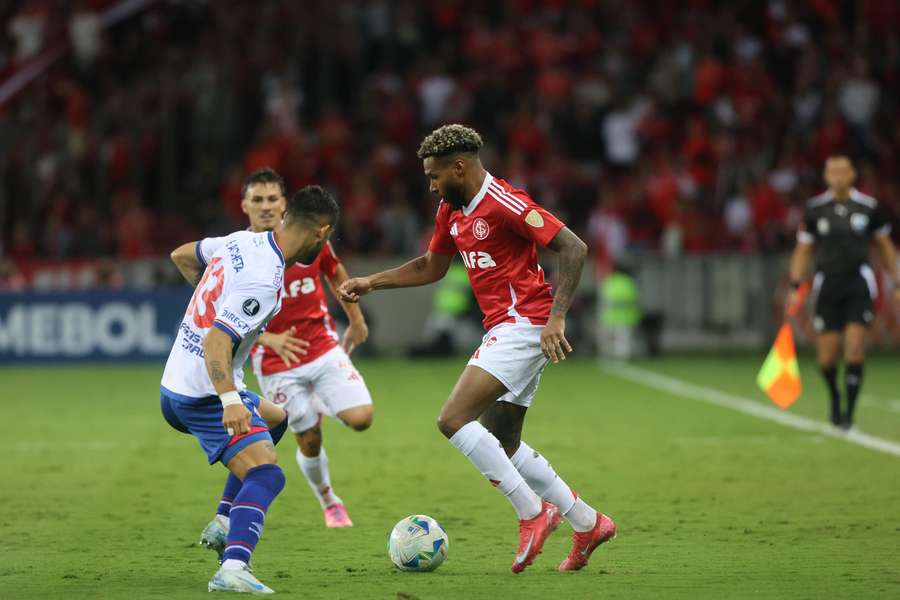 Inter e Nacional fizeram um jogaço no Beira-Rio Inter e Nacional fizeram um jogaço no Beira-Rio