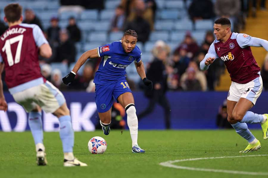 Pokalstærke Chelsea sender Aston Villa ud af FA Cuppen