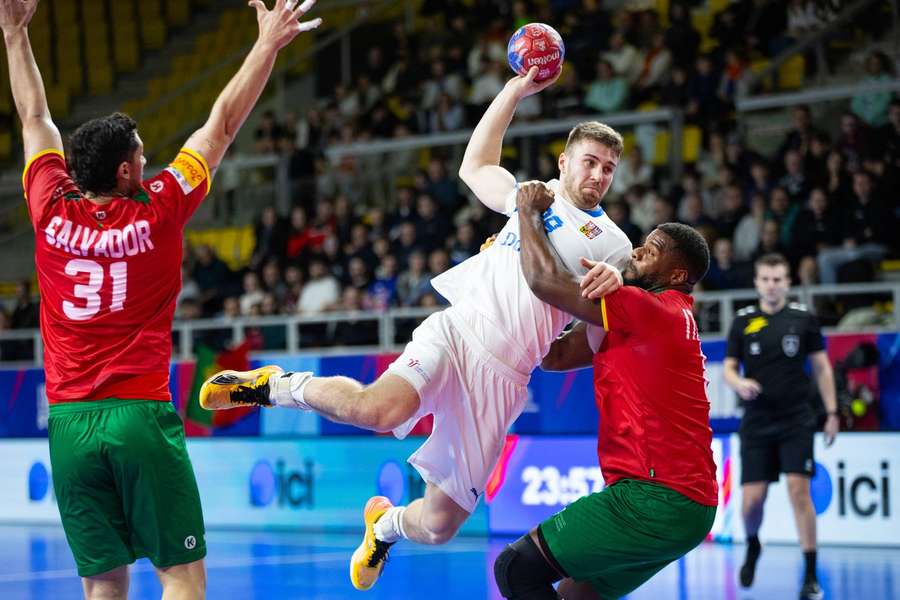 Lukáš Mořkovský v zápase proti Portugalsku.