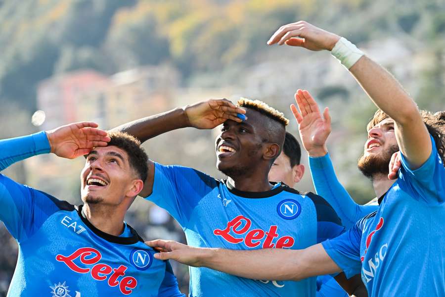 Napoli ist in der Tabelle nur noch mit Fernrohr auffindbar