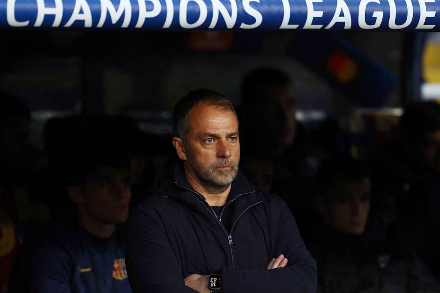 Hansi Flick on the touchline during Barcelona's game against Benfica
