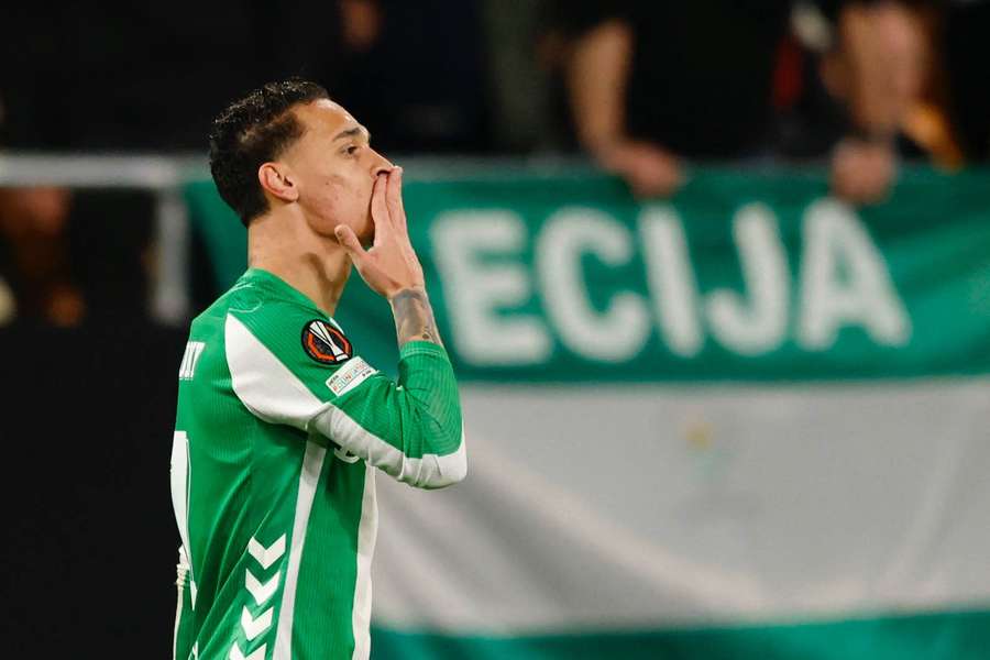 Antony chegou ao seu quarto gol na Liga Europa e o oitavo na temporada Antony chegou ao seu quarto gol na Liga Europa e o oitavo na temporada