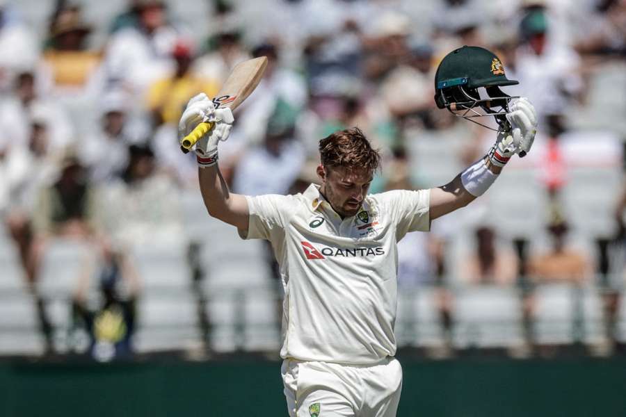 Josh Inglis equalled his highest test score with 102 Josh Inglis equalled his highest test score with 102