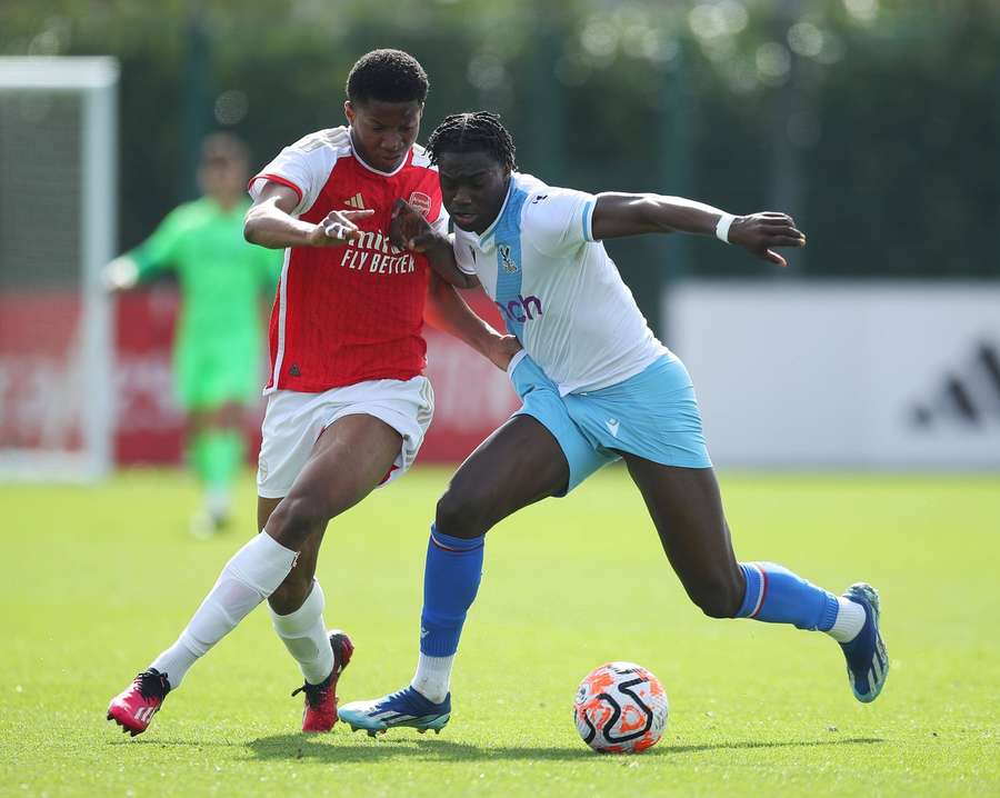Chidozie Obi-Martin a fost descoperit la Arsenal Chidozie Obi-Martin a fost descoperit la Arsenal