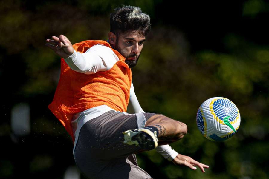 Yuri Alberto ainda não marcou no Brasileirão