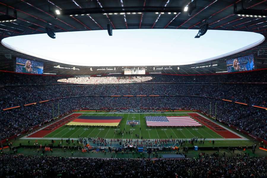 De Buccaneers versloegen de Seahawks in de allereerste NFL-wedstrijd ooit in Duitsland