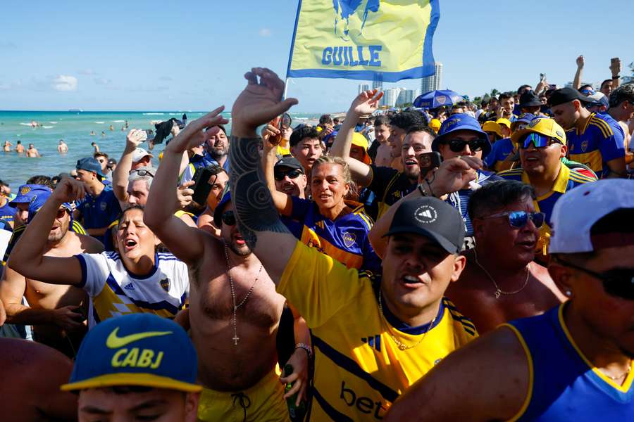 Los fans de Boca Juniors cantaron... Los fans de Boca Juniors cantaron...