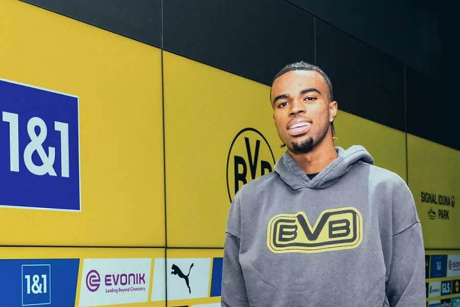 DONE DEAL: BVB chief Kehl declares "we want to reignite Chukwuemeka potential"