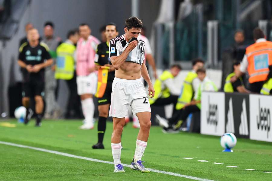 Andrea Cambiaso espulso contro il Parma