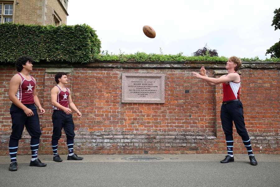 Amantes al rugby ponen en valor la figura de William Webb.