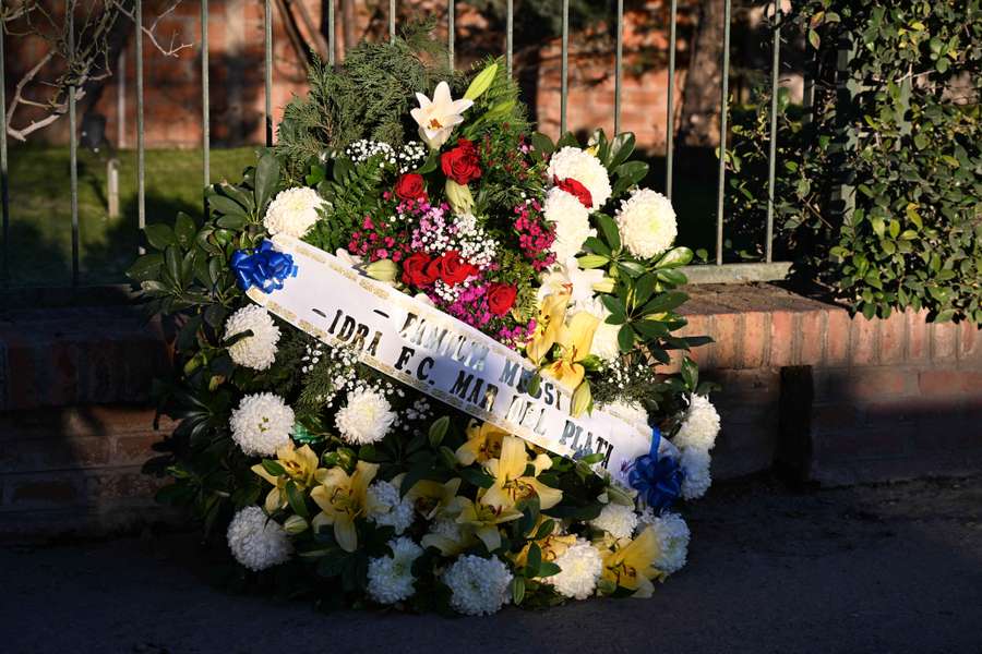 Tributes paid to Jorge Messi in Rosario, Argentina