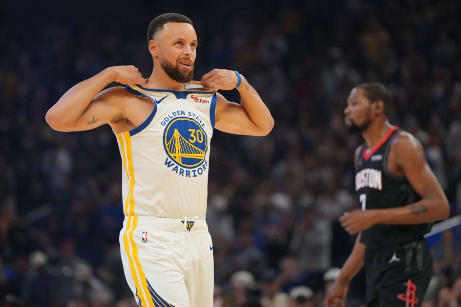 Curry wrócił po długiej przerwie, ale jego Warriors przegrali z Rockets