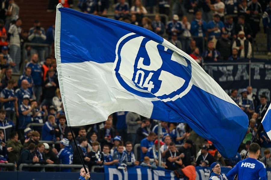 Pomimo spowolnienia sportowego, więcej fanów niż kiedykolwiek czuje się związanych z Schalke.