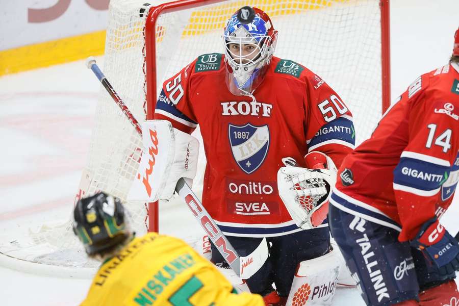 Eliaš sa blysol čistým kontom. Eliaš sa blysol čistým kontom.