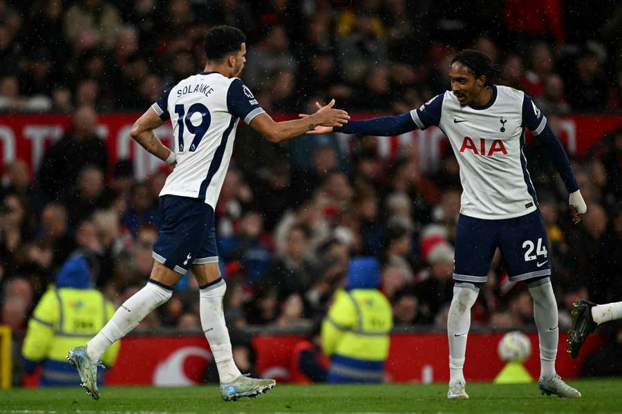 Tottenham vem de vitória por 3 a 0 sobre o Manchester United