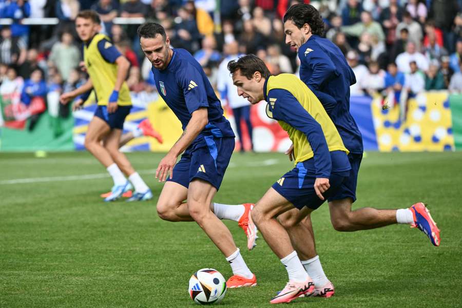 Federico Chiesa no treino da seleção de Itália