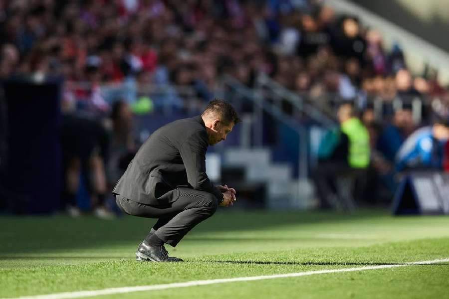 Diego Simeone peut se faire du souci, l'Atlético de Madrid peut sortir du top 4 ce soir.