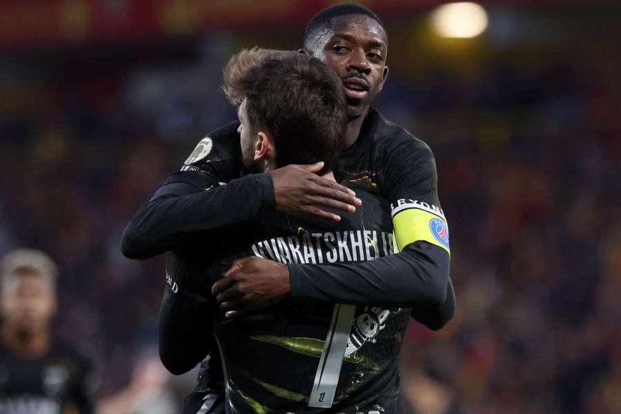Kvaratskhelia abriu o placar em Lens 0x2 PSG Kvaratskhelia abriu o placar em Lens 0x2 PSG