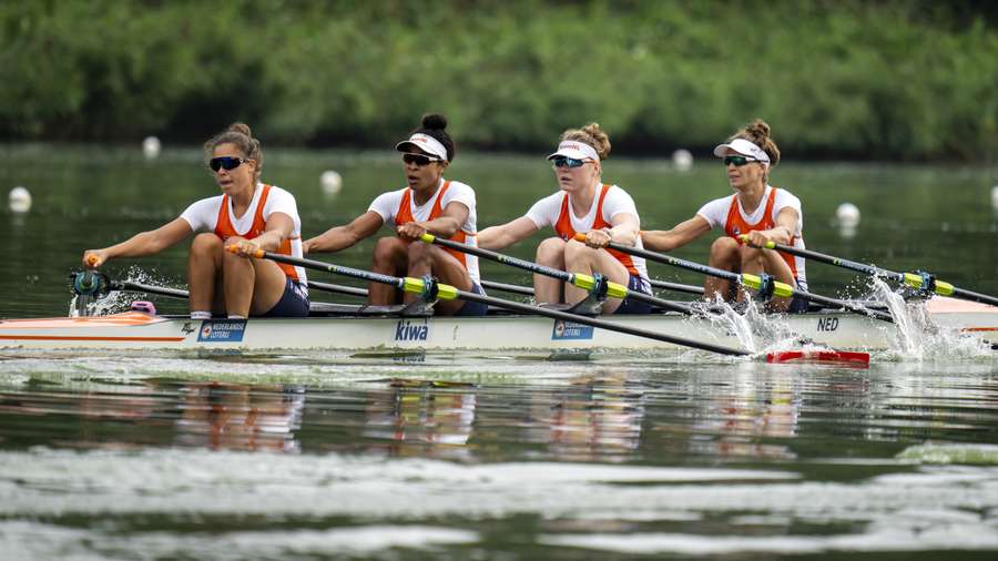 Vrouwen dubbelvier in actie