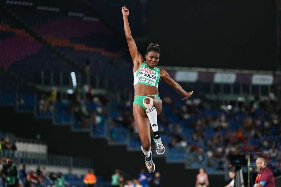 Agate Sousa disputa a final do salto em comprimento
