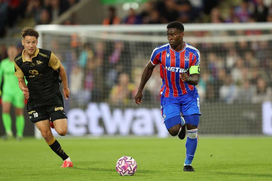 Palace boss Glasner warns Liverpool: You must wait for Guehi - otherwise I'll have to play! Palace boss Glasner warns Liverpool: You must wait for Guehi - otherwise I'll have to play!