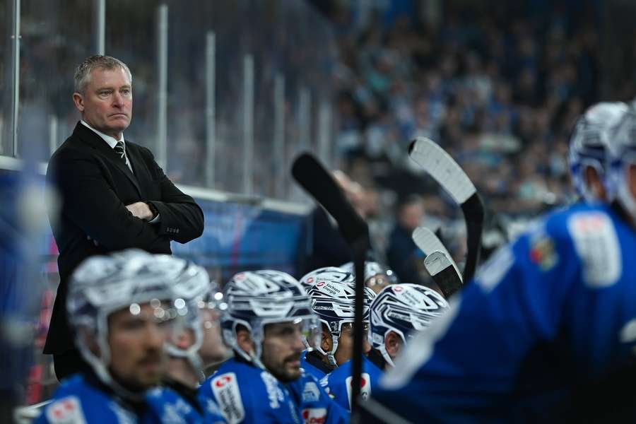 Niklas Sundblad (l.) ist nicht länger Headcoach bei den Eislöwen