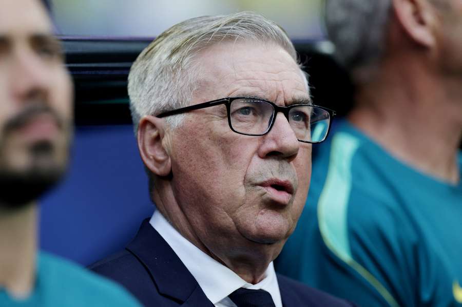 O treinador do Brasil vai ver as quartas de final do Mundial de longe O treinador do Brasil vai ver as quartas de final do Mundial de longe