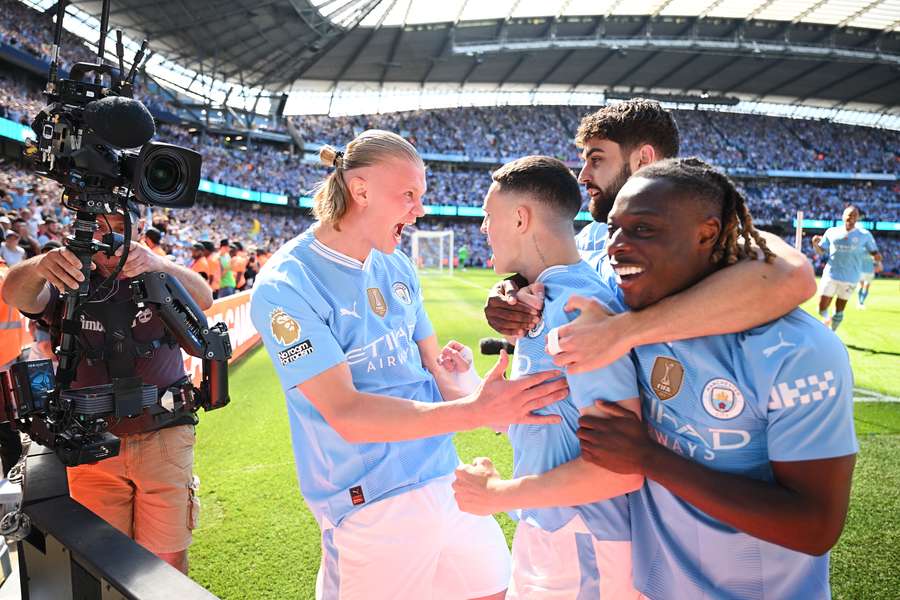 Phil Foden of Manchester City celebrates scoring his team's first goal