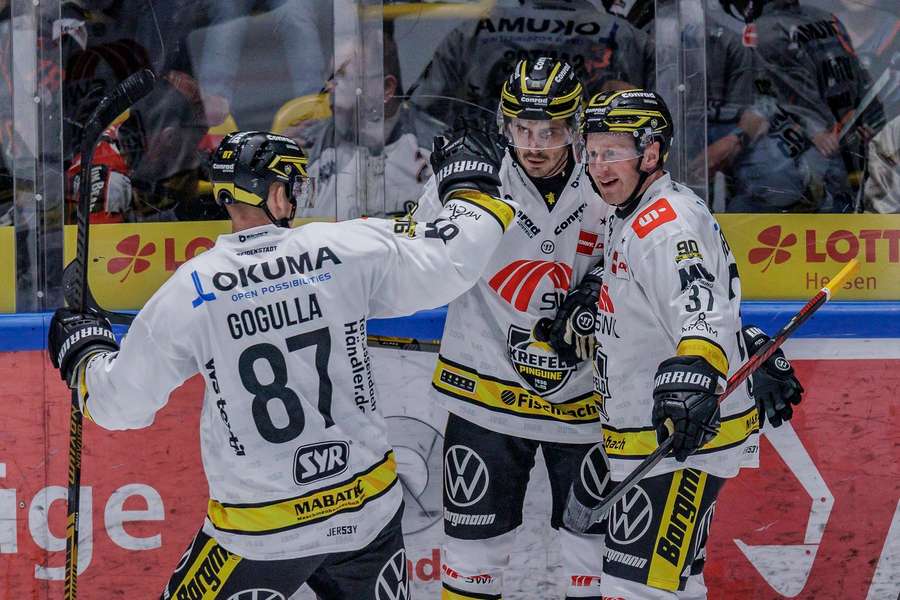 Krefeld nach dem 2:1 durch Mathew Santos (m.) Krefeld nach dem 2:1 durch Mathew Santos (m.)