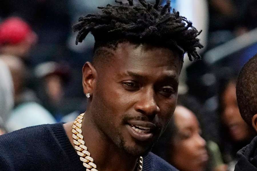 Die Schlagzeilen um Antonio Brown hören nicht auf.
