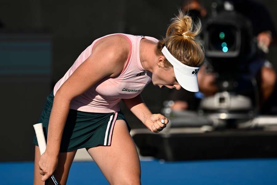 Nosková senzačně vyřadila Cornetovou, Krejčíková na Livesport Prague Open končí