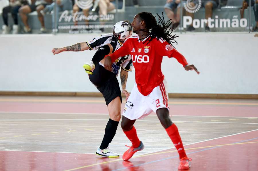 Benfica escorregou em Portimão