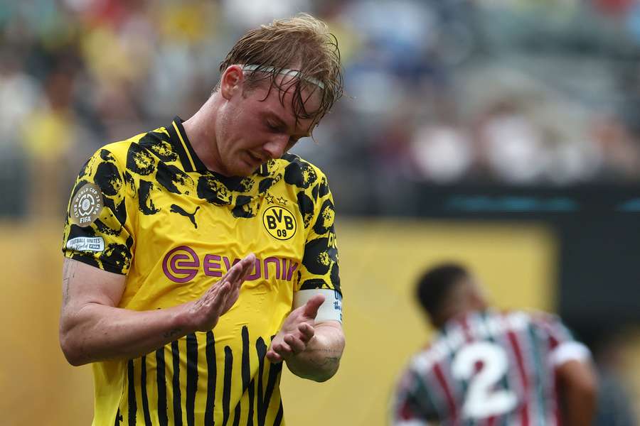 Borussia estreou com empate diante do Fluminense