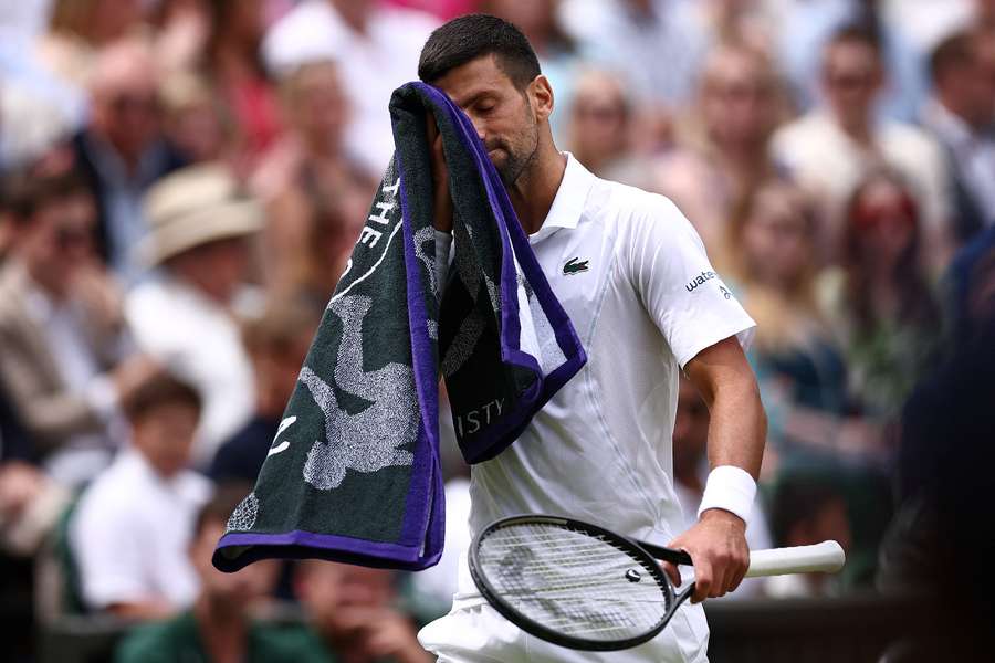 Novak Djokovic dezamăgit după ce a ratat un punct