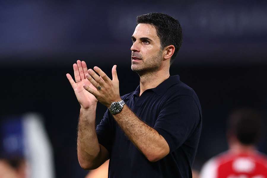 Arteta bude trenérem Arsenalu i v dalších sezonách.