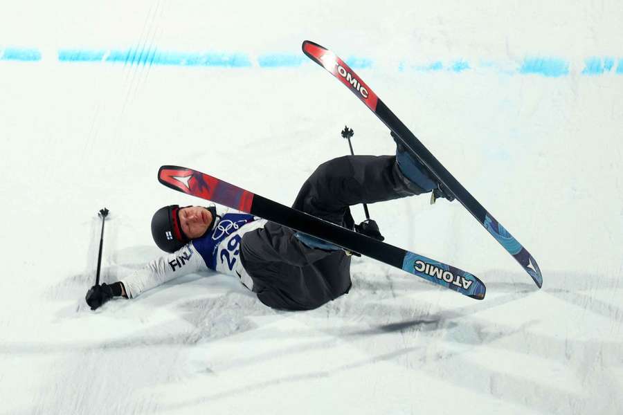 La brutta caduta di Elias Lajunen