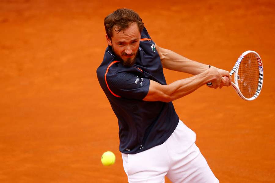 Daniil Medvedev saw off Stefanos Tsitsipas in one hour and 47 minutes of play