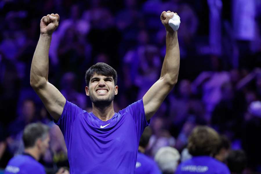 Carlos Alcaraz aproxima-se do 2.º lugar de Zverev