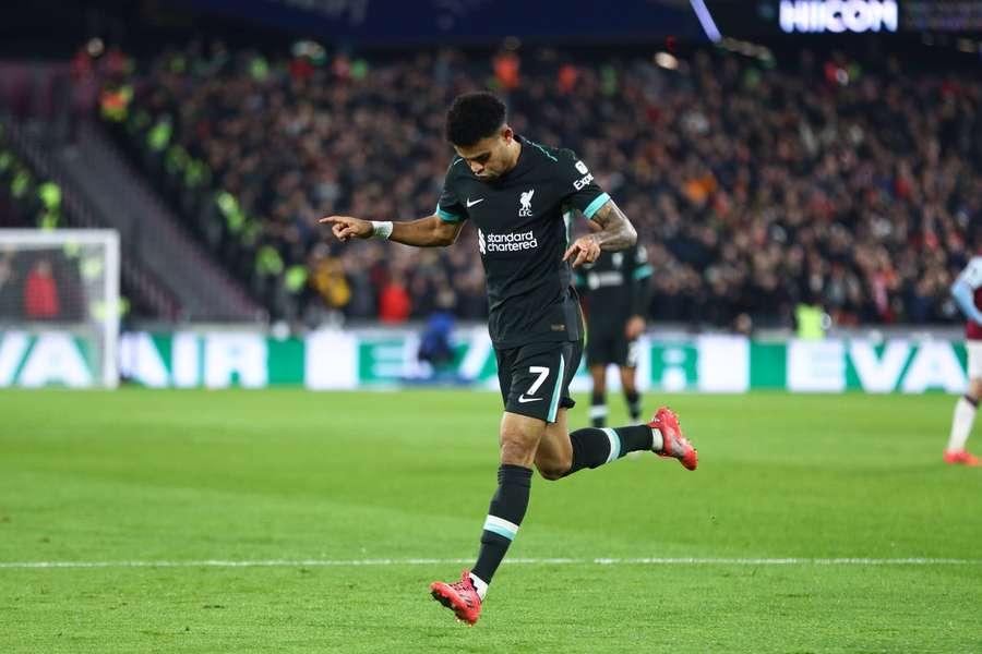 Diaz celebrates his goal