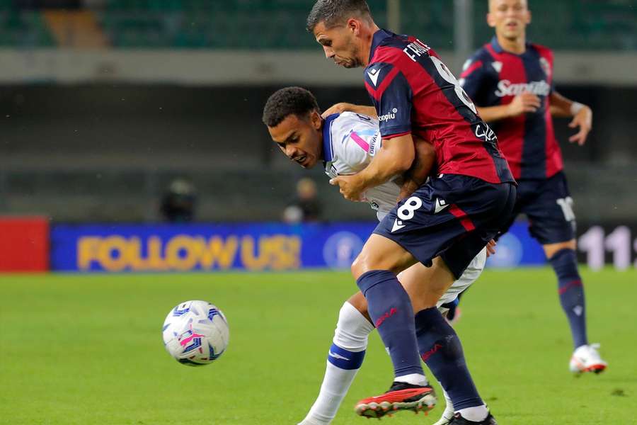 Hellas Verona e Bolonha não saíram do nulo