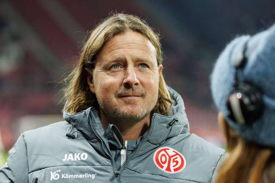 Bo Henriksen is one of the most likely options to take over the vacant coaching job at Brondby