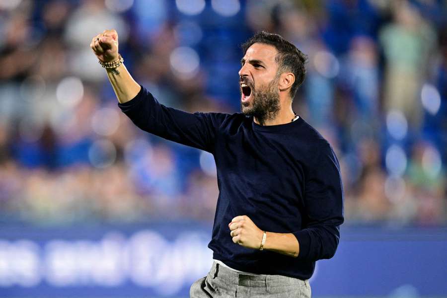 Fàbregas freut sch über den Sieg gegen Parma