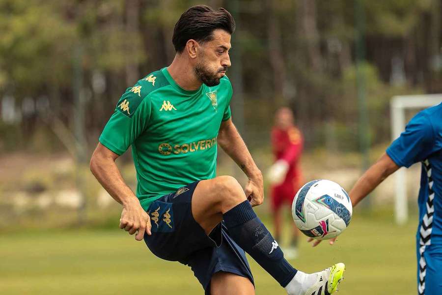 Pizzi é reforço para esta época