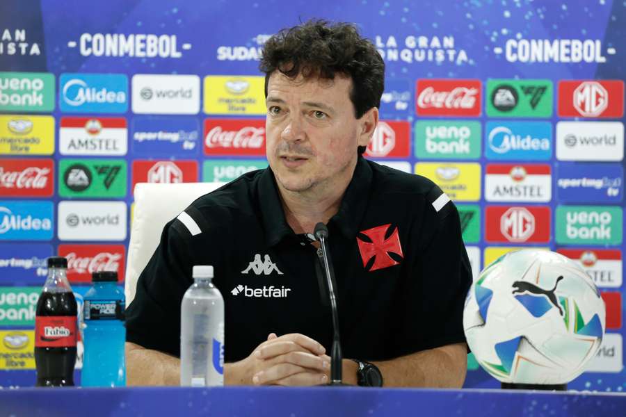 Fernando Diniz já iniciou o seu trabalho no Vasco
