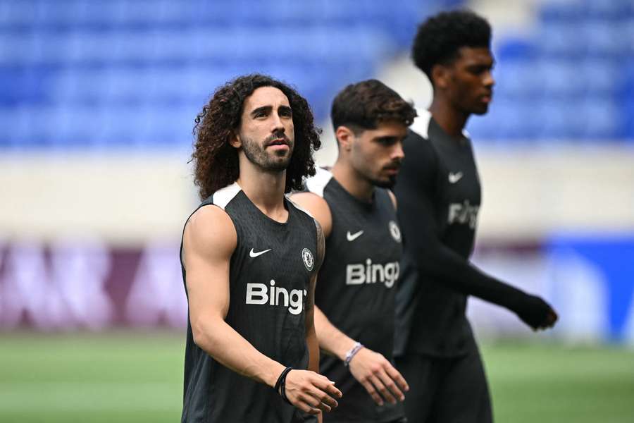 El idílico hat-trick mensual de finales de Marc Cucurella y Pedro Neto