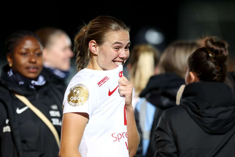 Bei der EURO in der Schweiz kam Östenstad am vergangenen Donnerstag beim 4:3 gegen Island zum Einsatz.