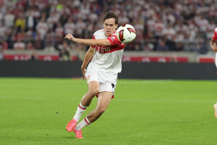 Leo Sauer si zvyká na nové pôsobisko v Stuttgarte. Leo Sauer si zvyká na nové pôsobisko v Stuttgarte.
