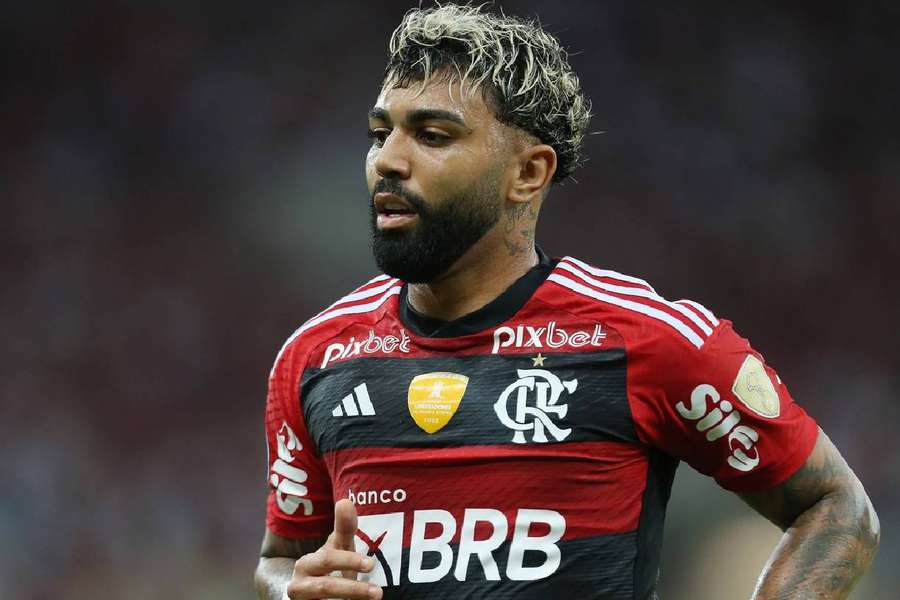 Gabigol não gostou da atuação da arbitragem na eliminação para o Olimpia