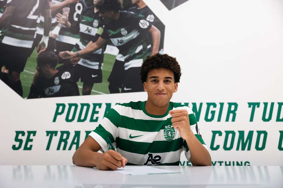Sandro Ferreira, avançado de 16 anos do Sporting Sandro Ferreira, avançado de 16 anos do Sporting
